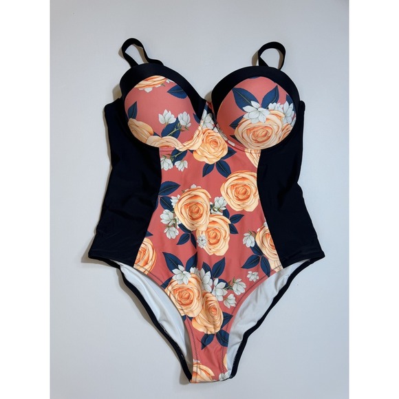 NWT Cupshe Women's Plus Size‎ 1x One Piece Bustier Swimsuit W/ Adjustable Straps - Picture 2 of 5